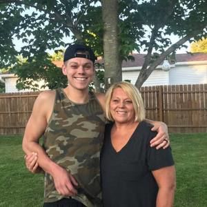 Meet your Posher, Brandon